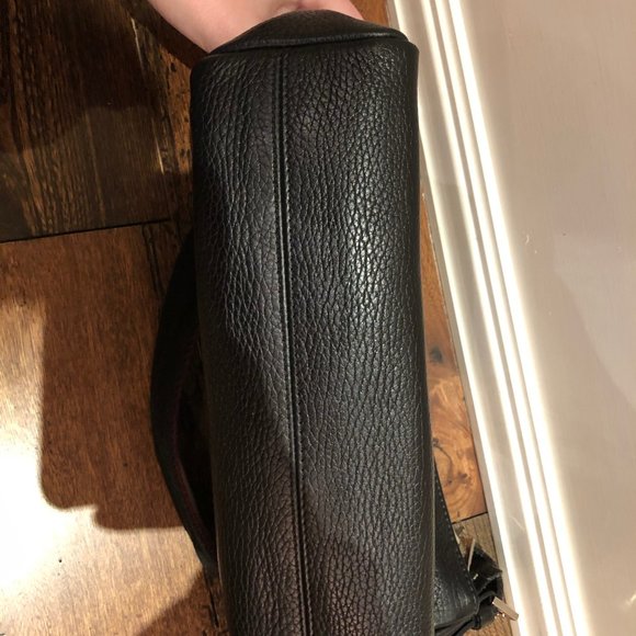 Burberry Black Pebbled Leather Shoulder Bag - Picture 4 of 7